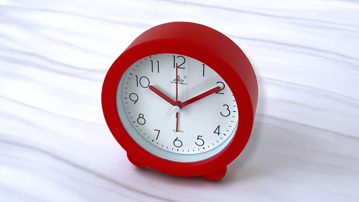 Αθόρυβο Ρολόι Ξυπνητήρι Alarm Clock 12cm Red